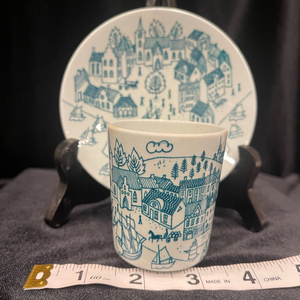 Nymolle Art Faience Hoyrup cup and saucer set.